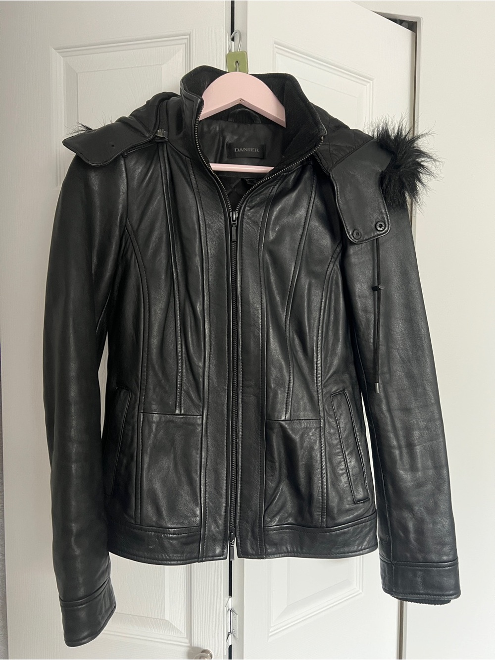 Danier Black Leather Jacket with Hood and Faux-Fur Trim XS/3